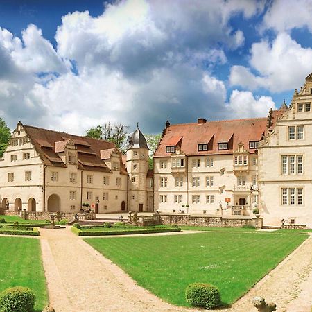 Schlosshotel Muenchhausen Aerzen ภายนอก รูปภาพ