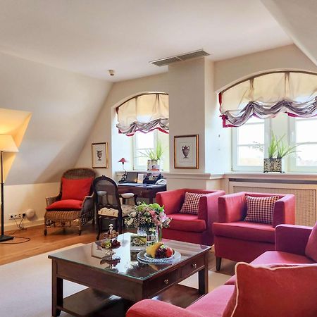 Schlosshotel Muenchhausen Aerzen ภายนอก รูปภาพ