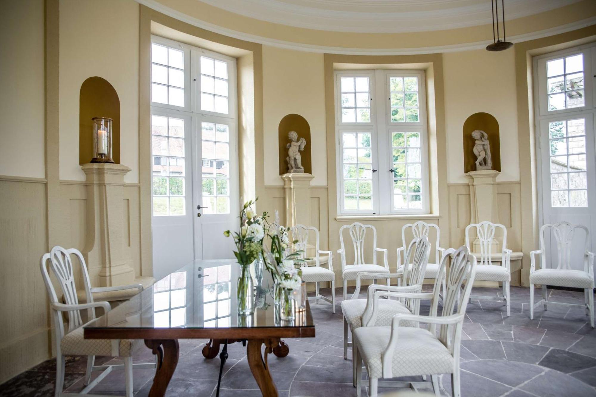 Schlosshotel Muenchhausen Aerzen ภายนอก รูปภาพ
