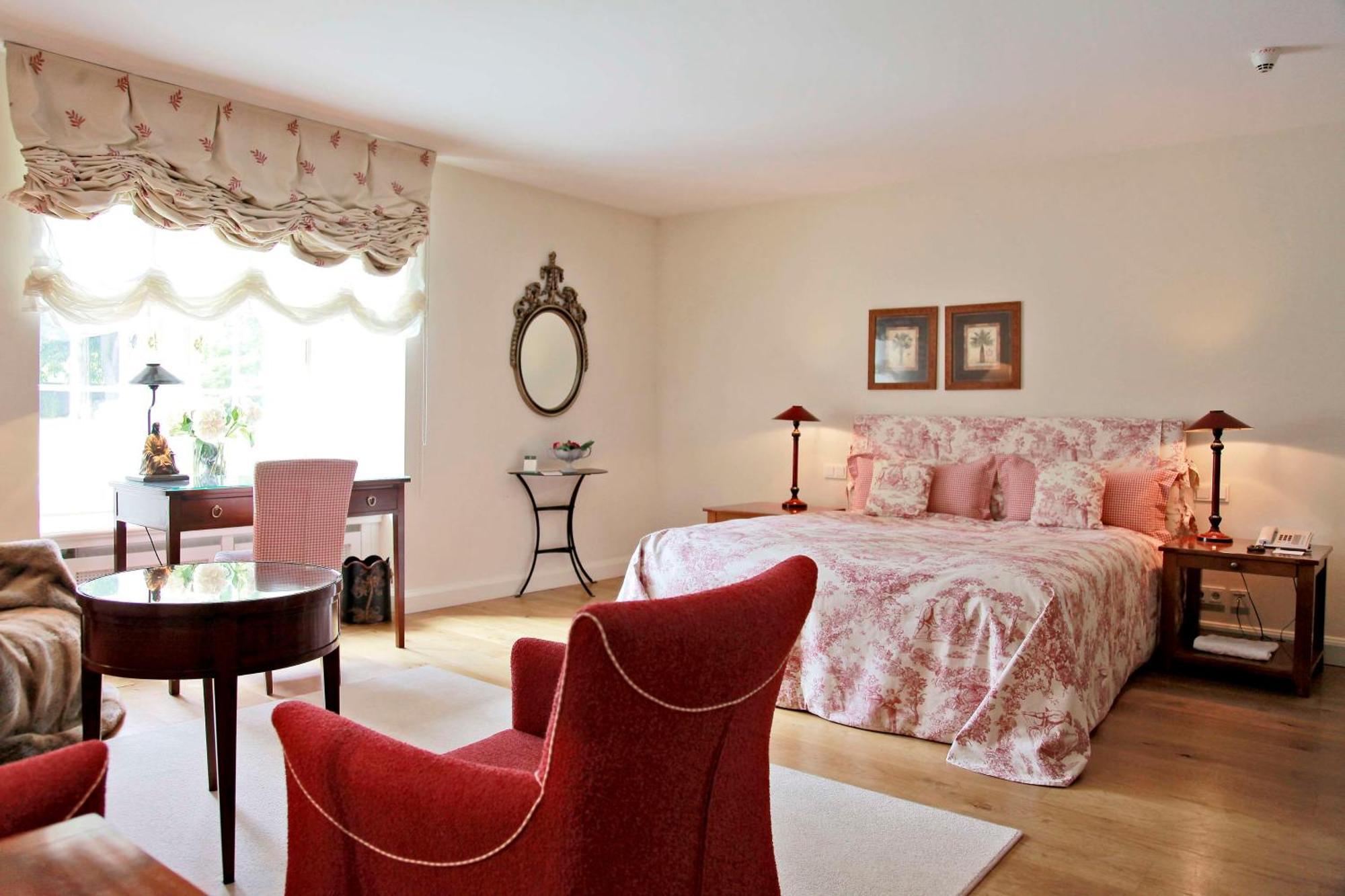 Schlosshotel Muenchhausen Aerzen ภายนอก รูปภาพ