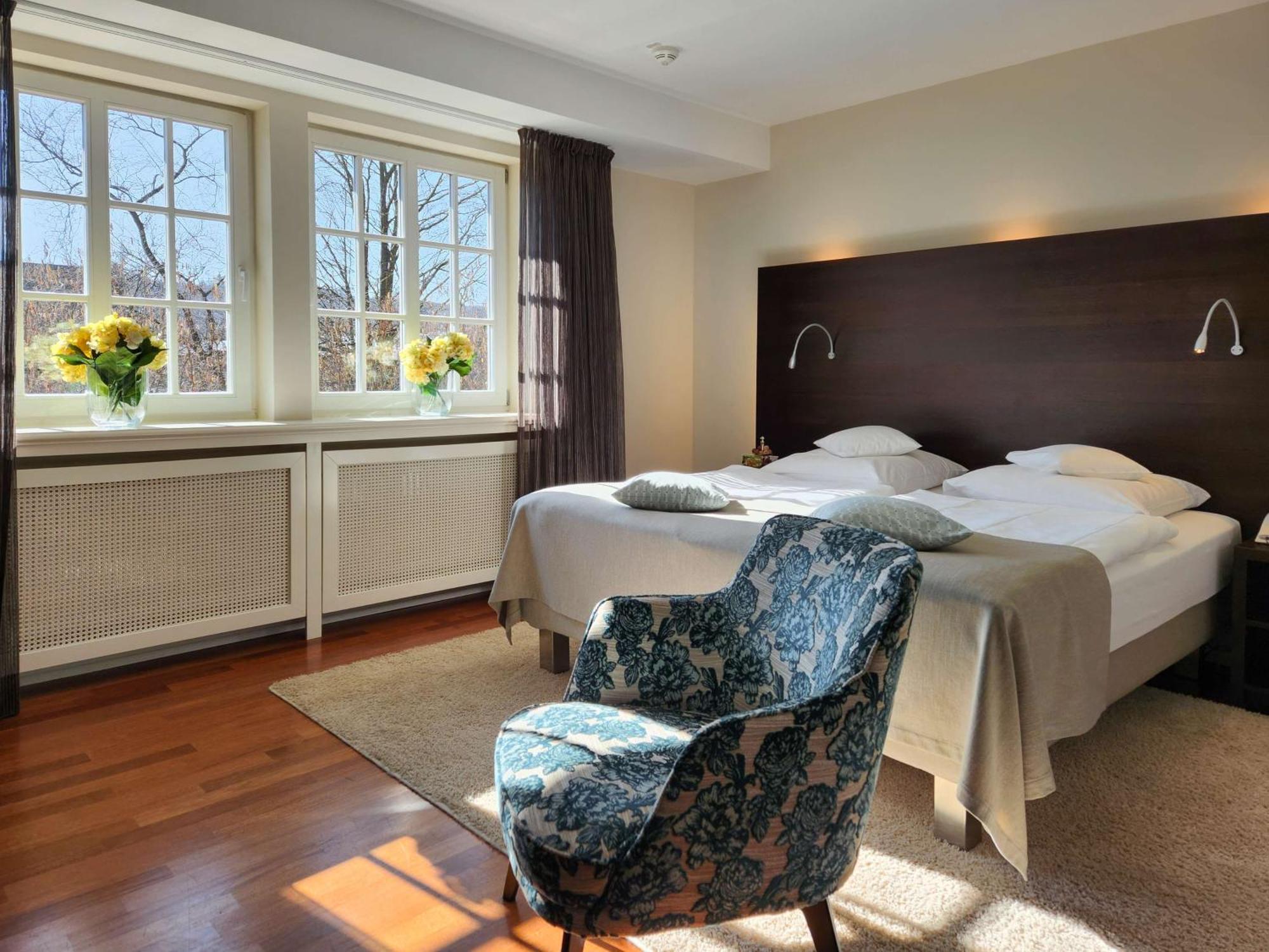 Schlosshotel Muenchhausen Aerzen ภายนอก รูปภาพ
