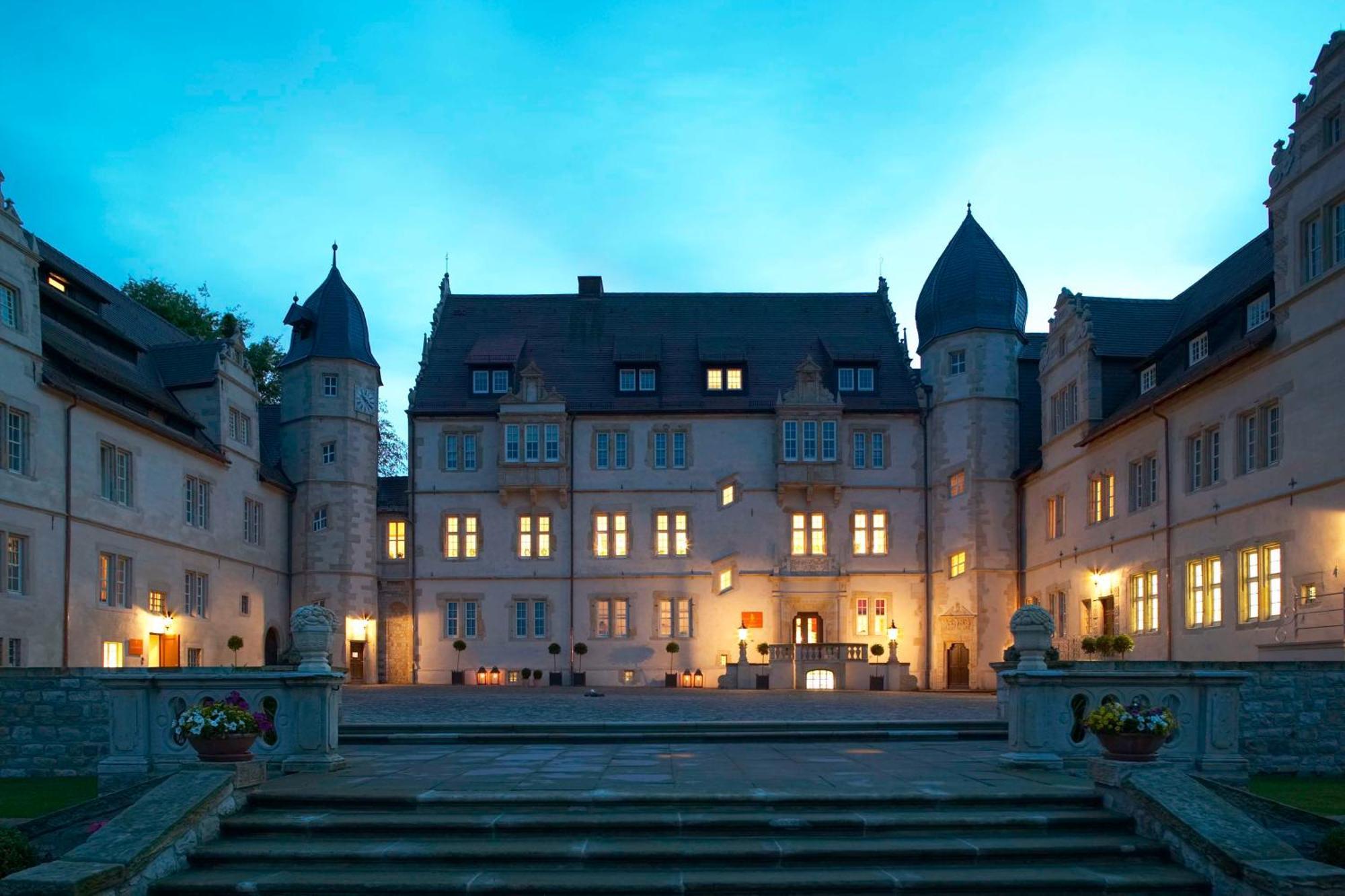 Schlosshotel Muenchhausen Aerzen ภายนอก รูปภาพ
